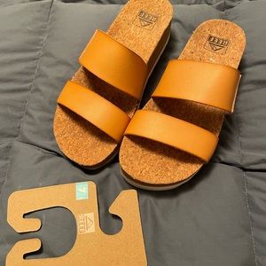 Reef Cushion Vista Hi sandals - size 7